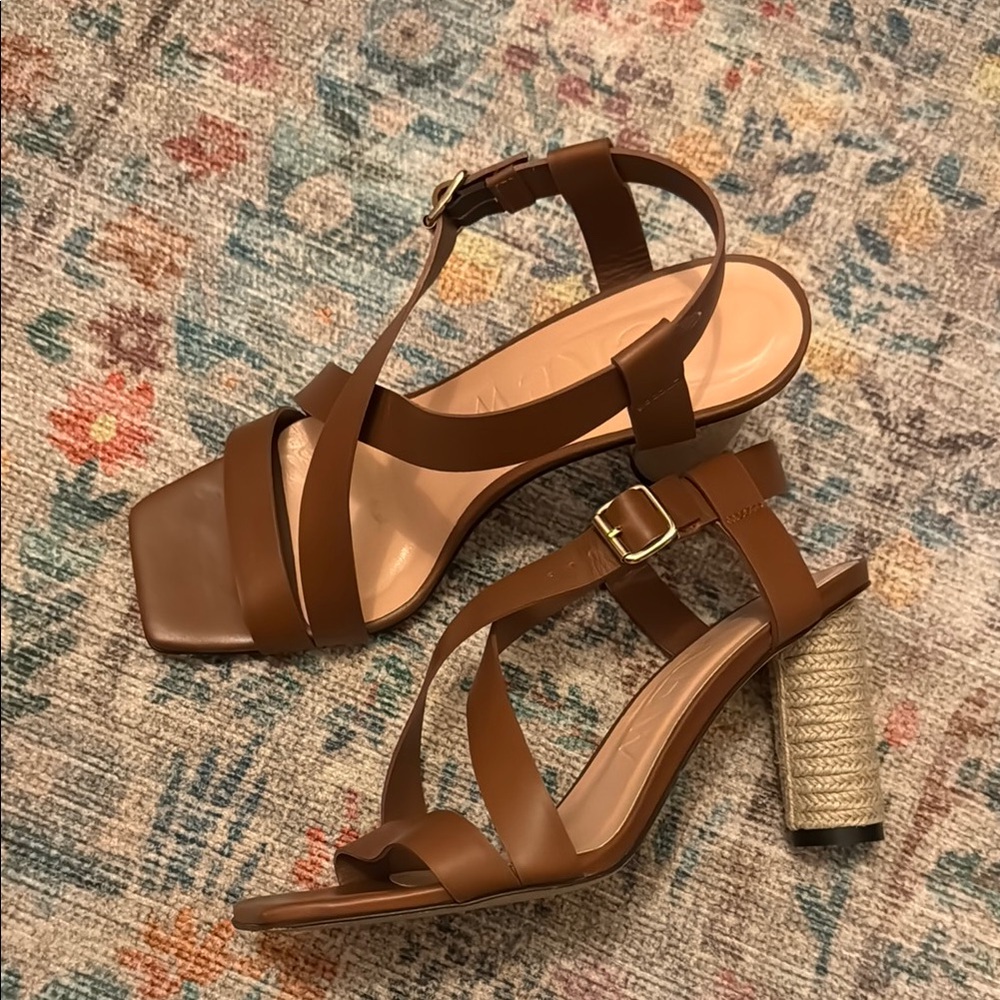 Elegant Brown Strappy Sandals
